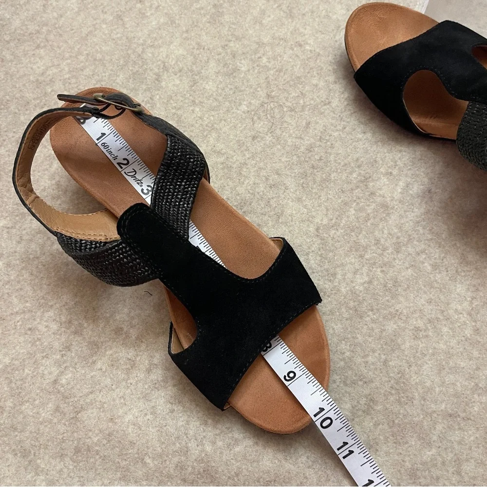 Vionic Kaytie Black Leather Suede T-Strap Wedge Sandal Womens size 8